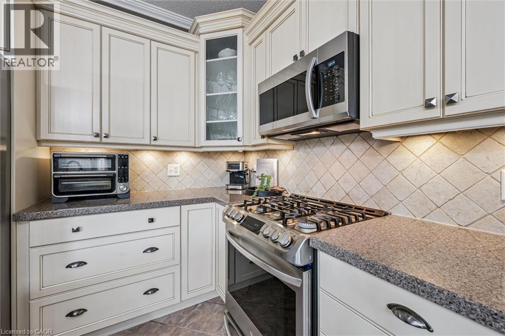 707 Commonwealth Crescent, Kitchener, Ontario  N2E 4J8 - Photo 16 - 40820109