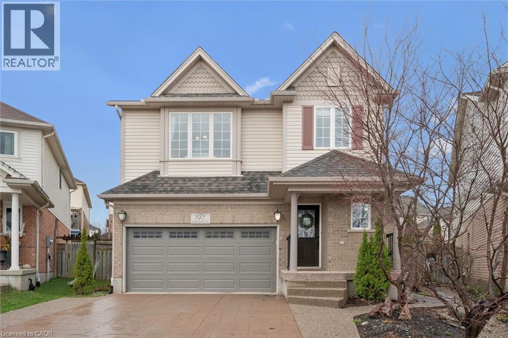 707 Commonwealth Crescent, Kitchener, Ontario  N2E 4J8 - Photo 2 - 40820109