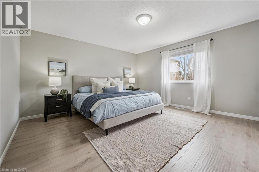 707 Commonwealth Crescent, Kitchener, Ontario  N2E 4J8 - Photo 29 - 40820109