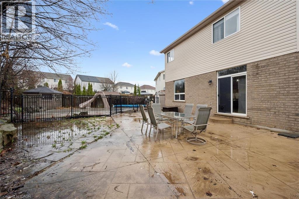 707 Commonwealth Crescent, Kitchener, Ontario  N2E 4J8 - Photo 42 - 40820109