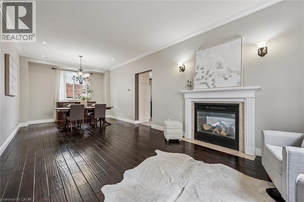 707 Commonwealth Crescent, Kitchener, Ontario  N2E 4J8 - Photo 7 - 40820109