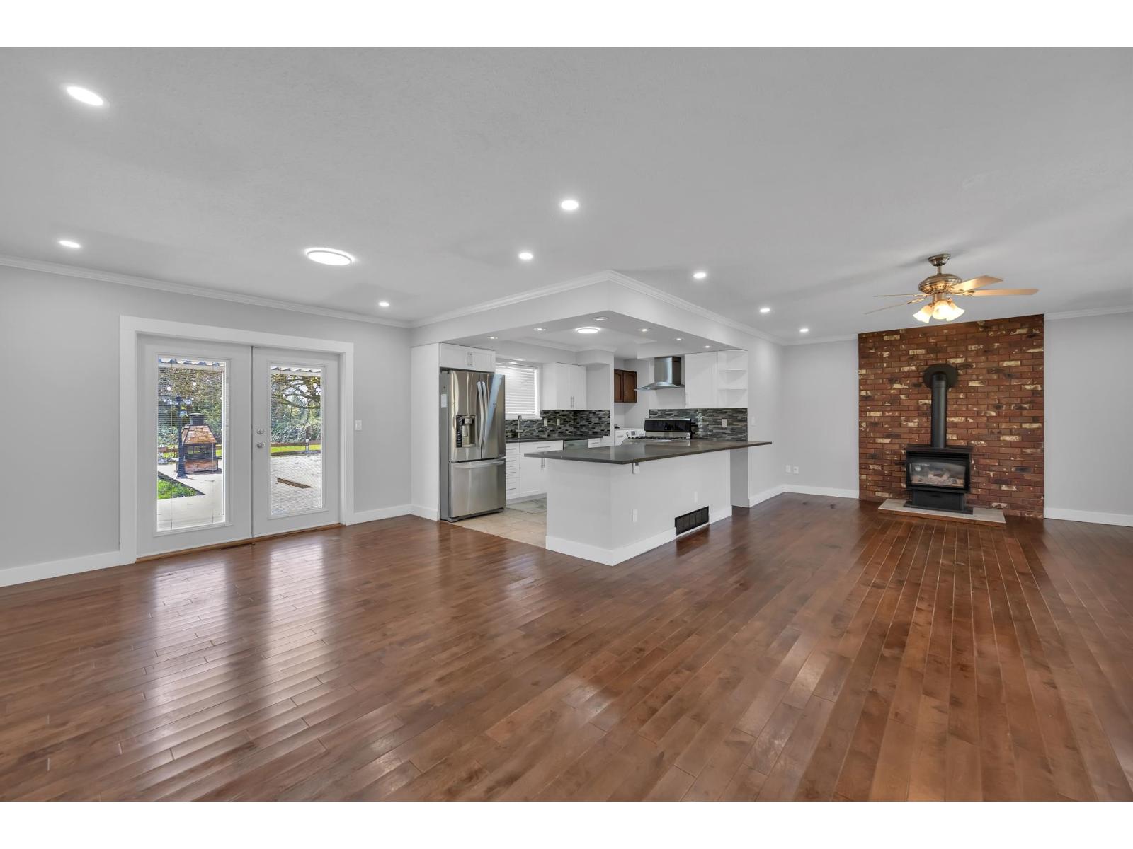 28712 58 Avenue, Abbotsford, British Columbia  V4X 2P6 - Photo 13 - R3112258