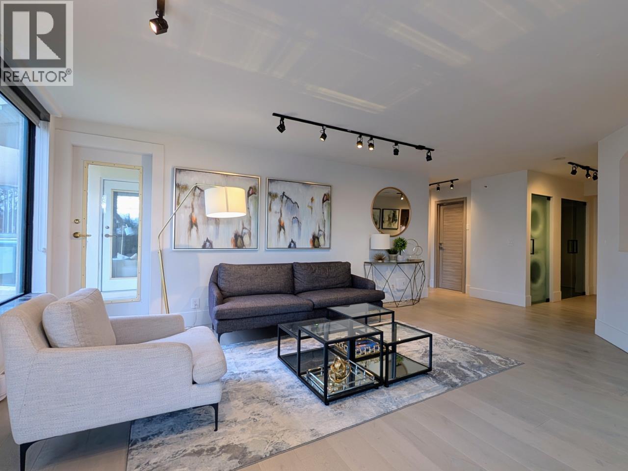 3d 328 Taylor Way, West Vancouver, British Columbia  V7T 2Y4 - Photo 5 - R3067073