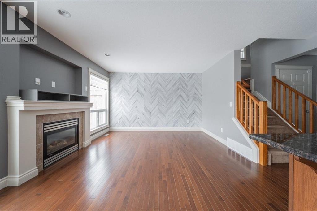 205 Diamondstone Ridge, Fort Mcmurray, Alberta  T9K 0X2 - Photo 5 - A2294519