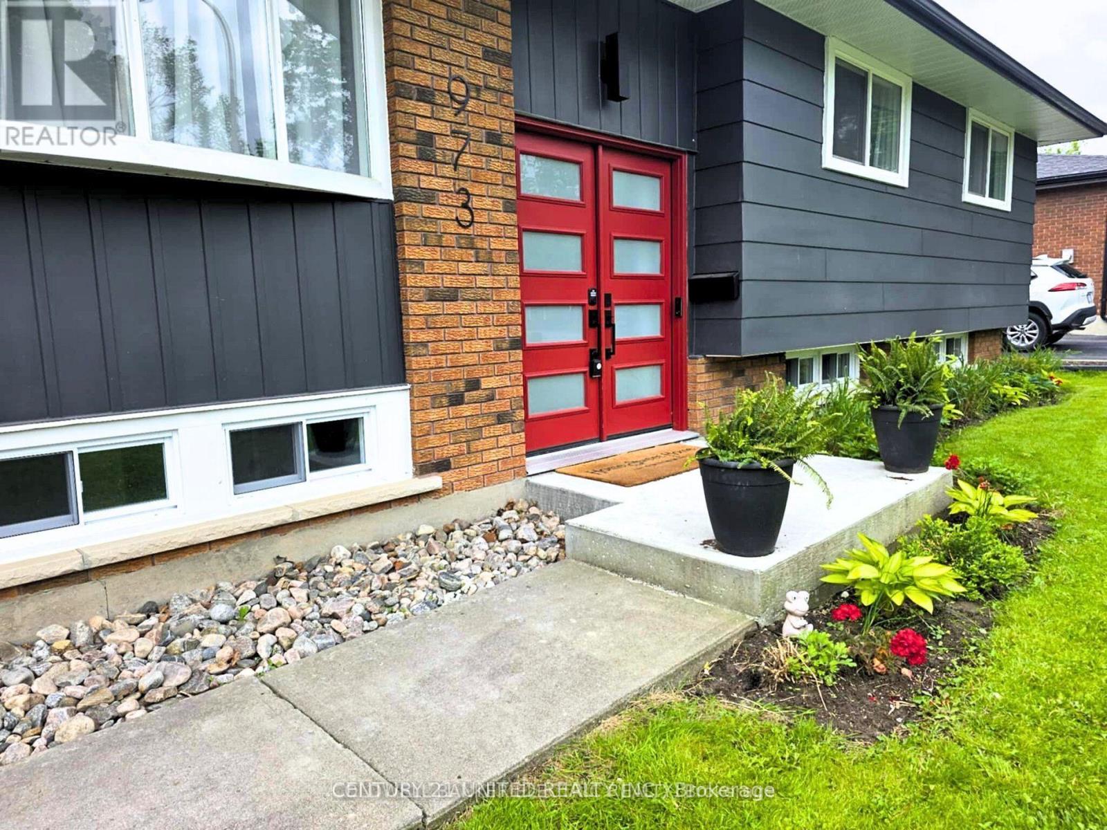 973 Afton Road, Peterborough, Ontario  K9J 7K3 - Photo 3 - X13011658