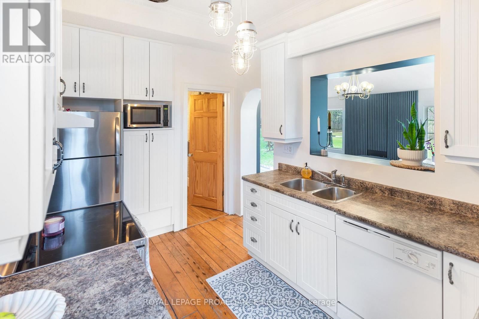 16366 County Road 2 Road, Quinte West, Ontario  K8V 5P7 - Photo 14 - X13011666