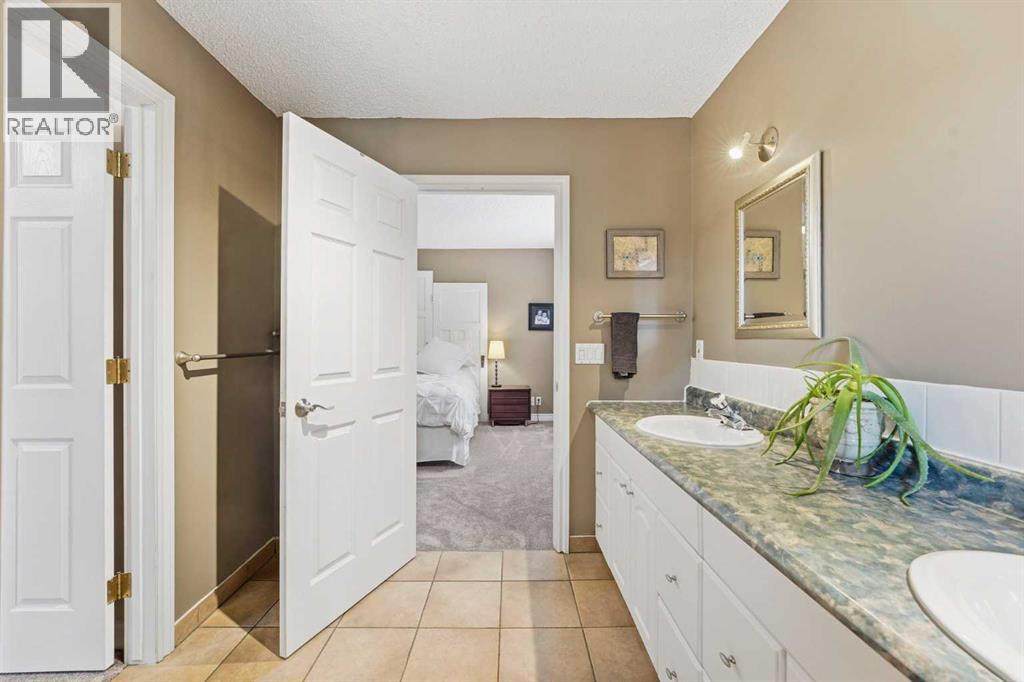 38 Wolf Drive, Rural Rocky View County, Alberta  T3Z 1A3 - Photo 28 - A2299746