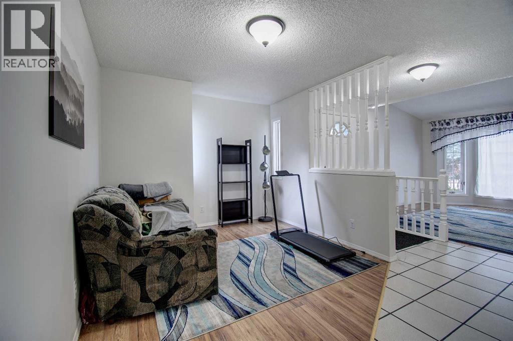 10316 Hidden Valley Drive Nw, Calgary, Alberta  T3A 4Z6 - Photo 6 - A2301053