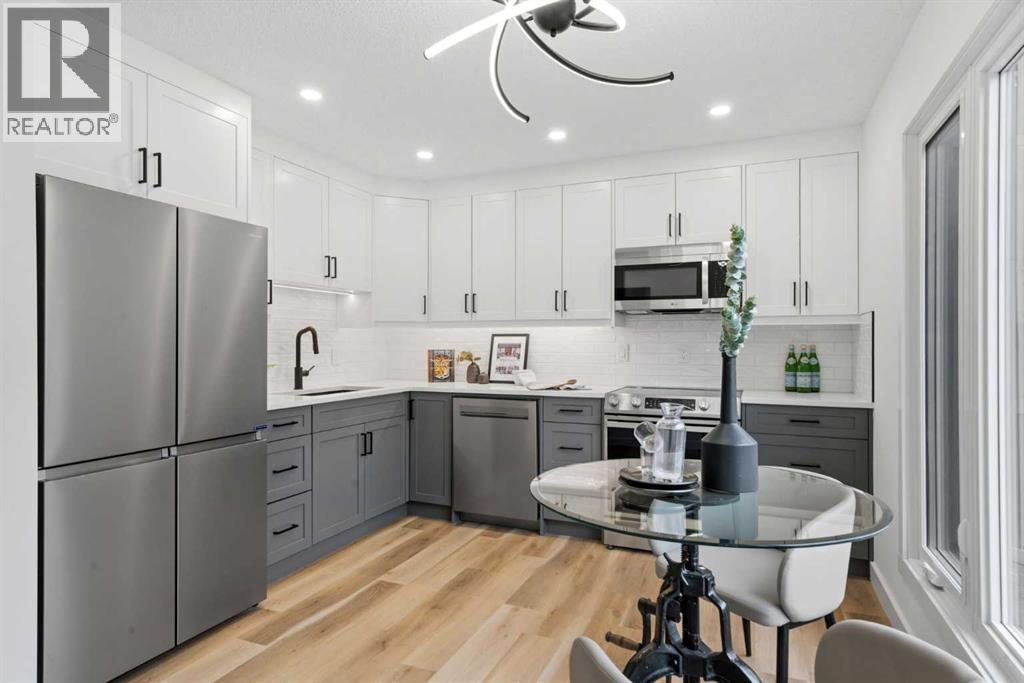 20 Point Mckay Court NW, Calgary, Alberta  T3B 5B7 - Photo 8 - A2301822