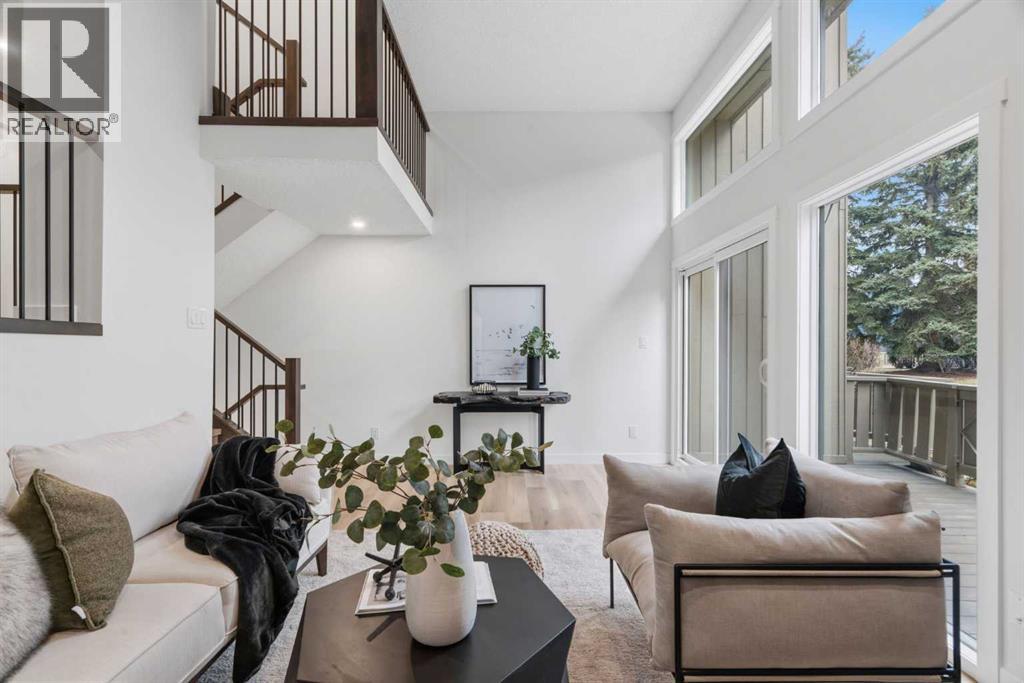 20 Point Mckay Court NW, Calgary, Alberta  T3B 5B7 - Photo 4 - A2301822