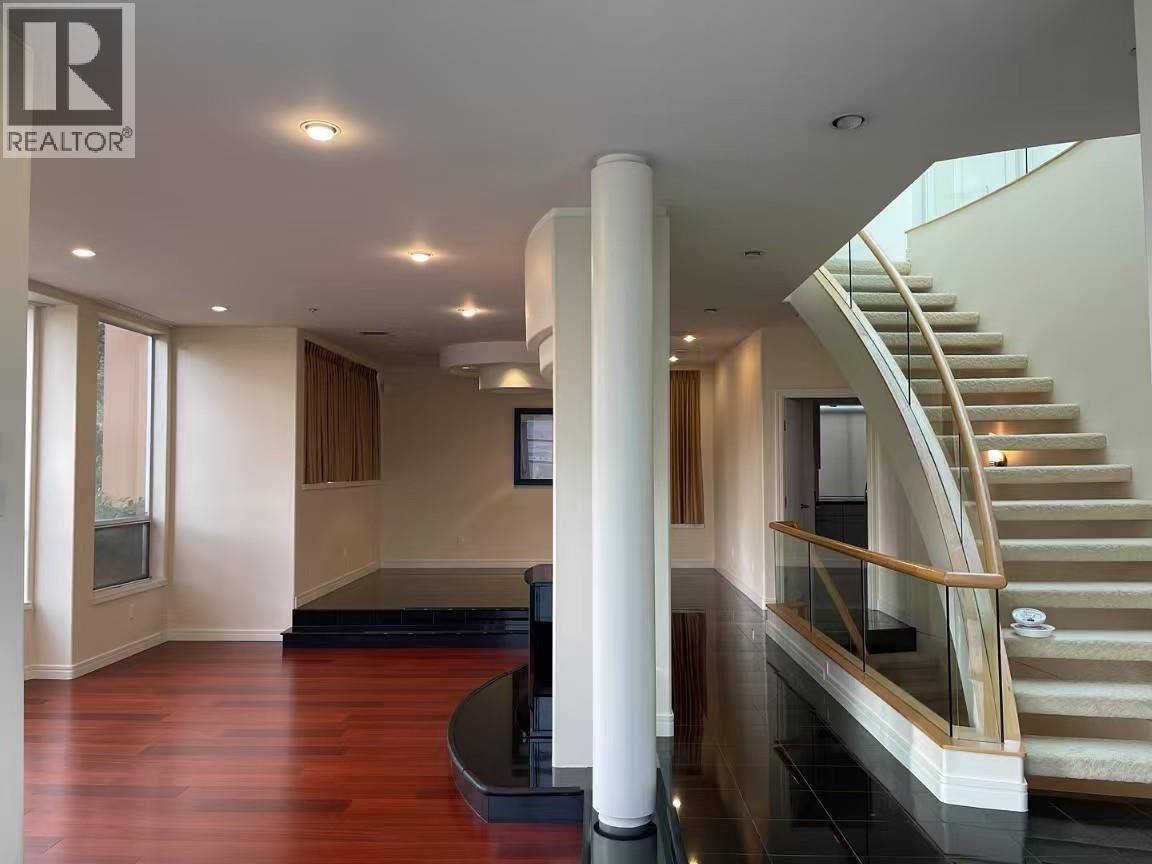 14xx Dogwood, Vancouver, British Columbia  V6P 1J9 - Photo 3 - R3112686