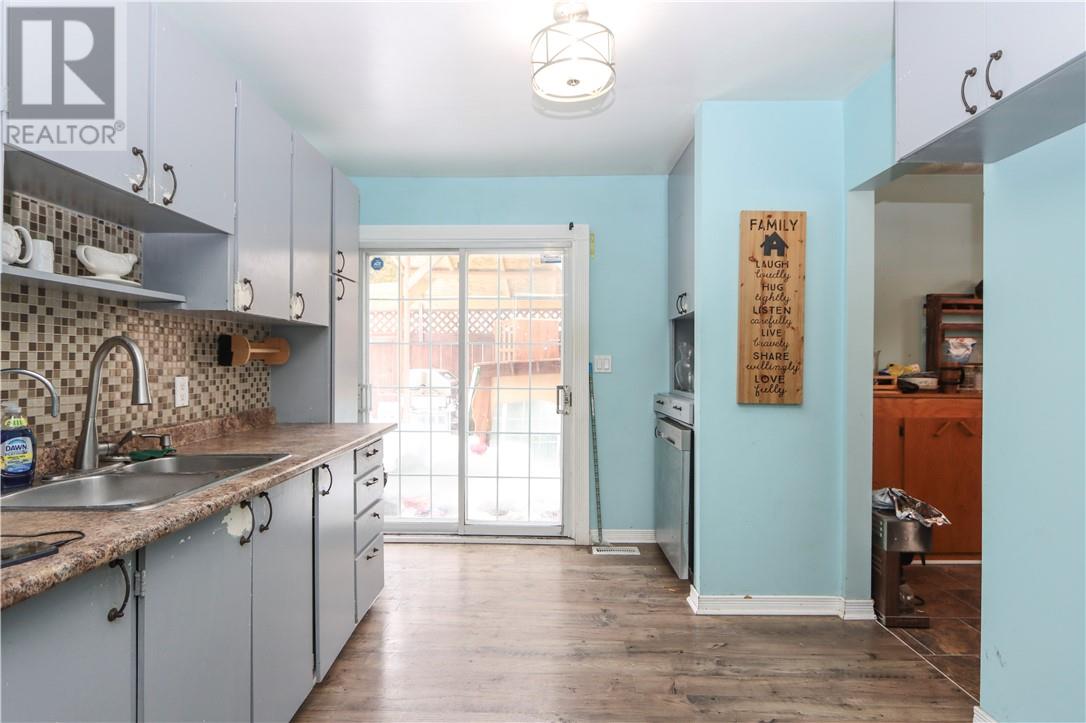 5 Hardy View, Onaping, Ontario  P0M 2R0 - Photo 2 - 2127181