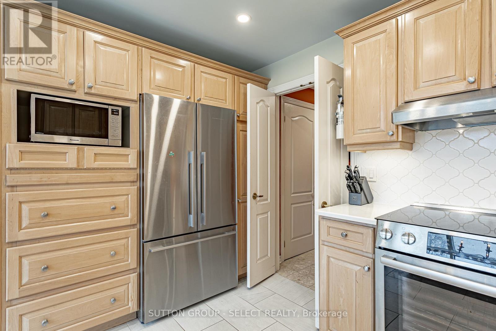 215 - 250 Sydenham Street, London East, Ontario  N6A 5S1 - Photo 11 - X13011504