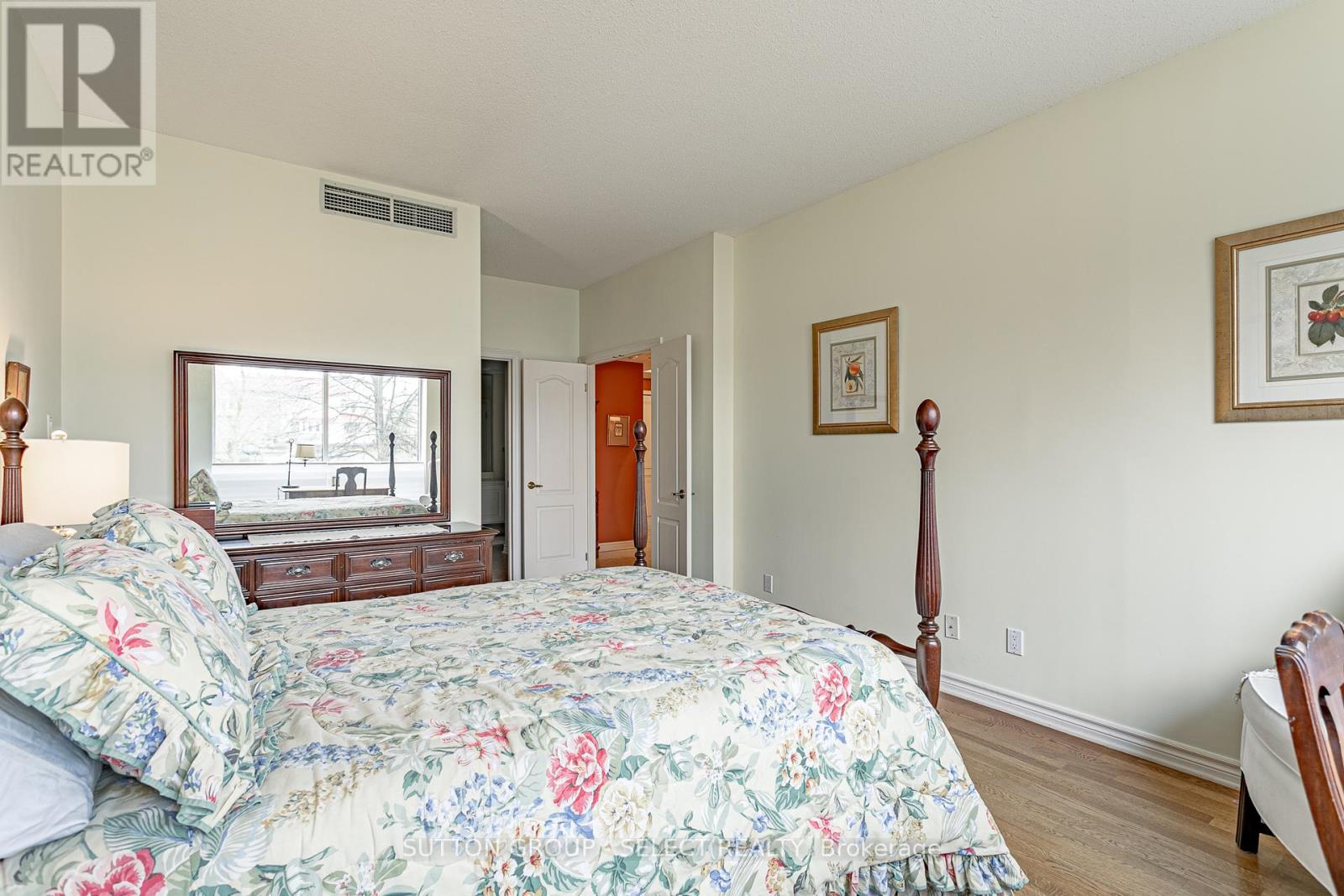 215 - 250 Sydenham Street, London East, Ontario  N6A 5S1 - Photo 24 - X13011504