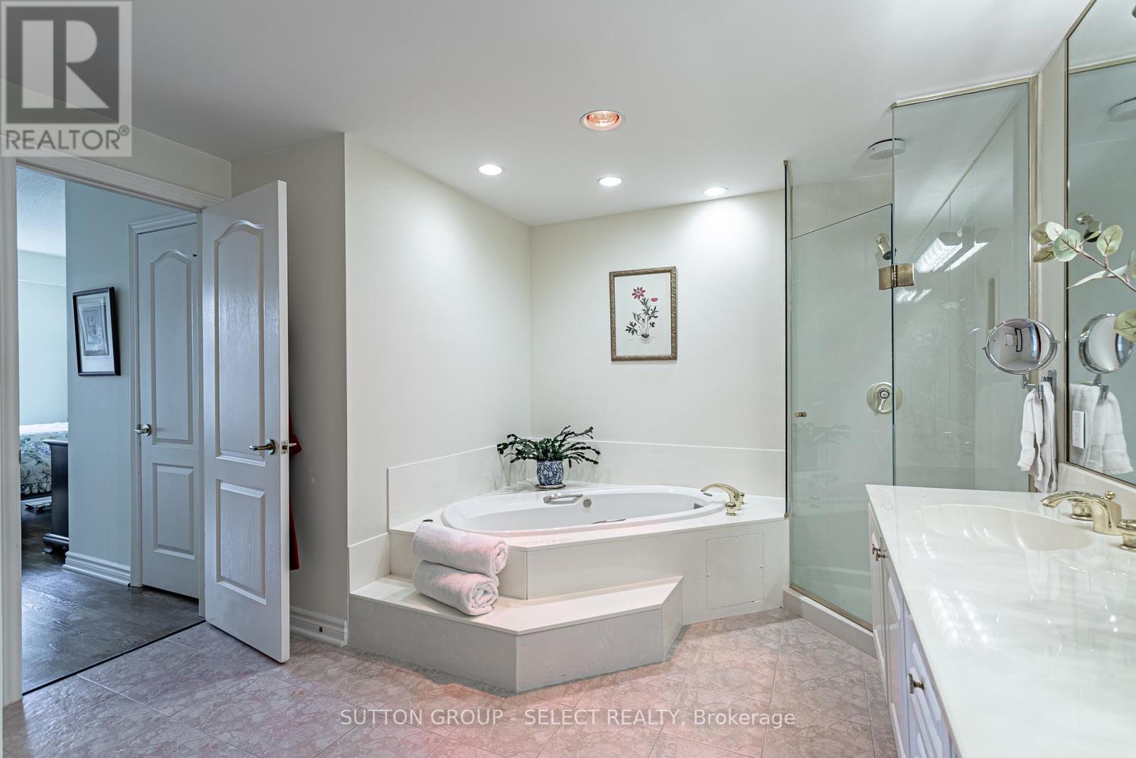 215 - 250 Sydenham Street, London East, Ontario  N6A 5S1 - Photo 27 - X13011504