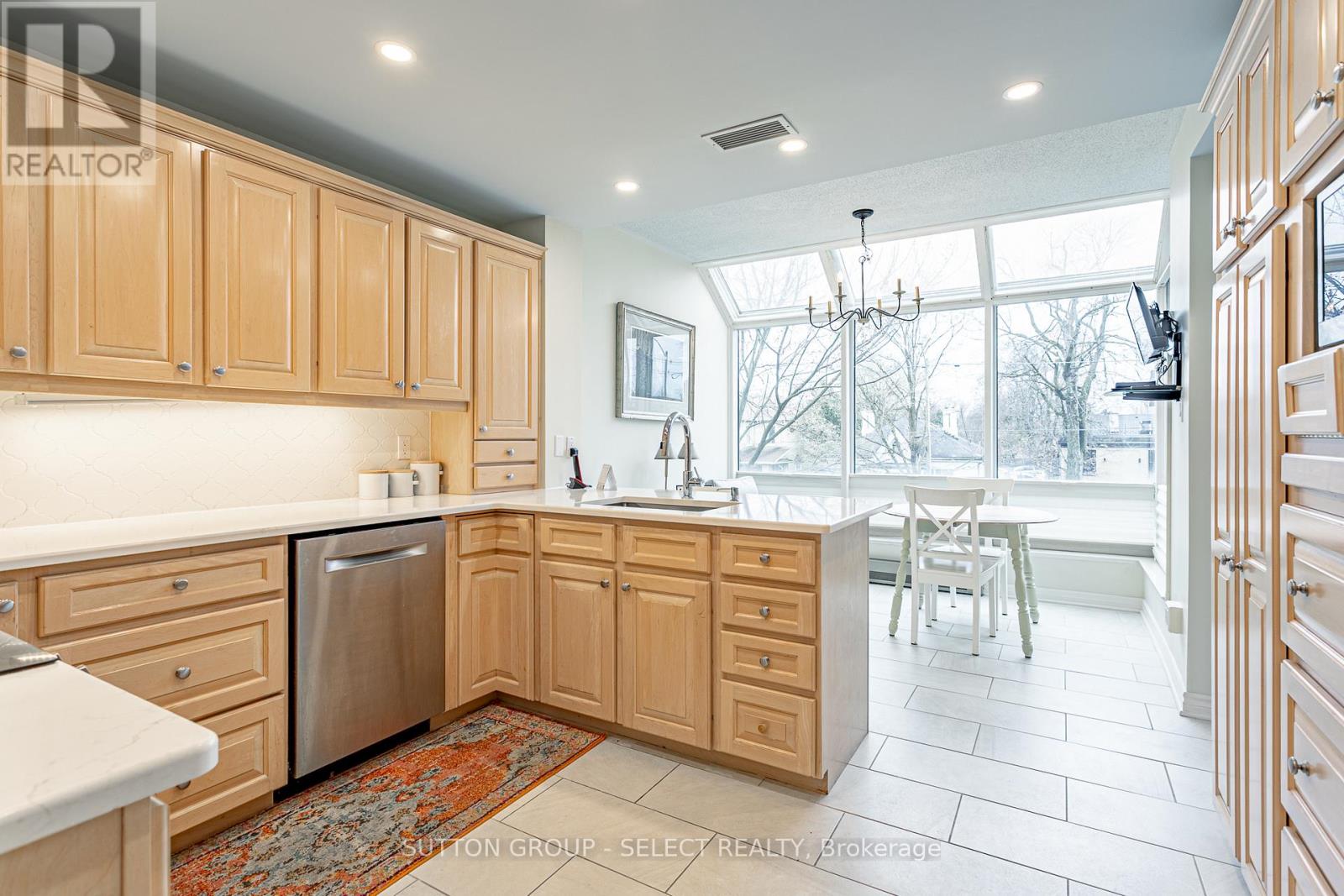 215 - 250 Sydenham Street, London East, Ontario  N6A 5S1 - Photo 9 - X13011504