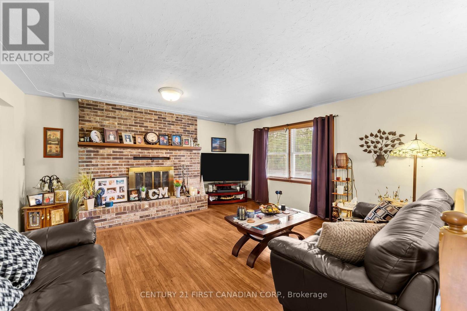 180 Church Street, North Middlesex, Ontario  N0M 1A0 - Photo 16 - X13011536