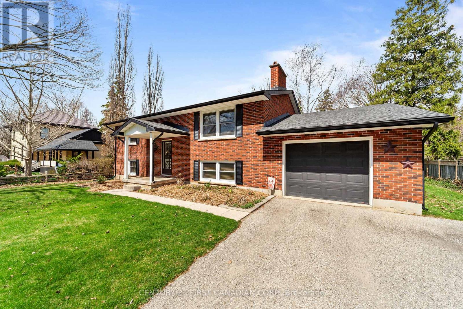 180 Church Street, North Middlesex, Ontario  N0M 1A0 - Photo 3 - X13011536