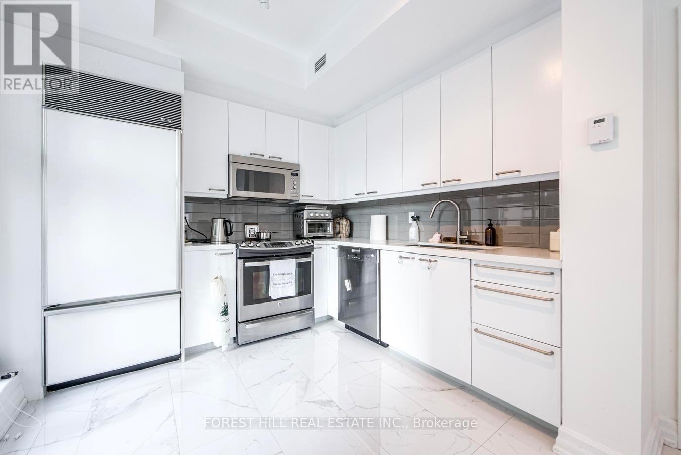 305 - 38 Avenue Road, Toronto, Ontario  M5R 2G2 - Photo 14 - C13011582