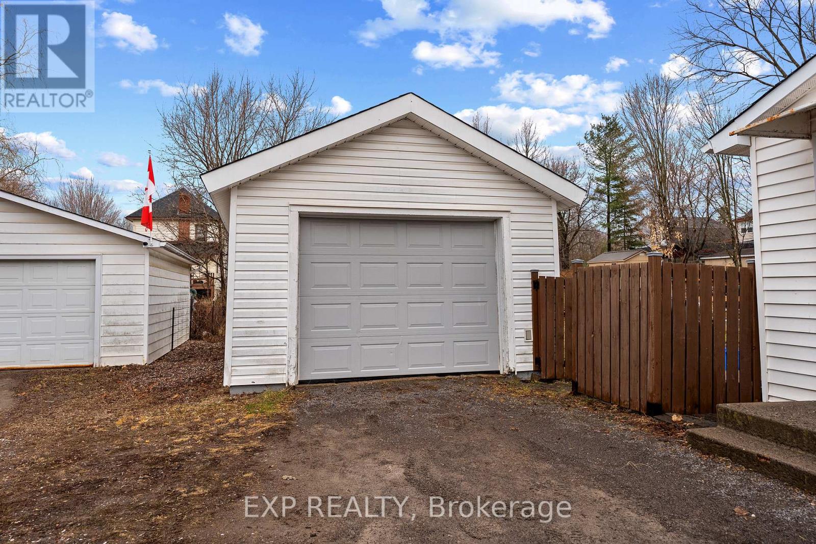 270 Harry Street, Renfrew, Ontario  K7V 3E3 - Photo 3 - X13011612