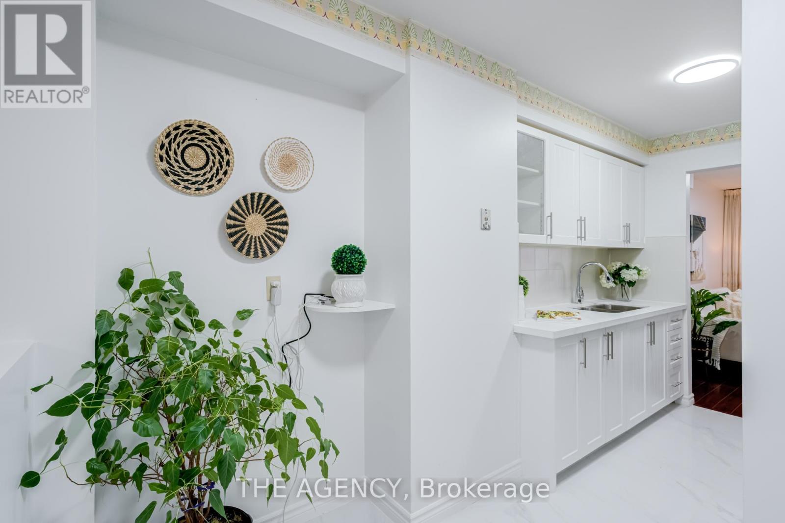 142 Greenbrae Circuit, Toronto, Ontario  M1H 1R3 - Photo 13 - E13011488