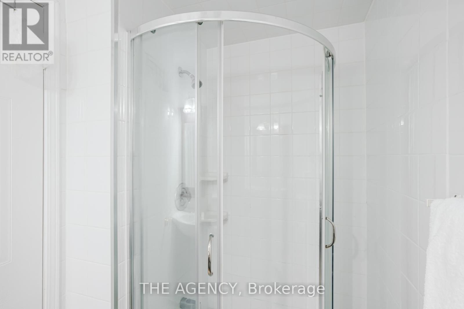 142 Greenbrae Circuit, Toronto, Ontario  M1H 1R3 - Photo 26 - E13011488