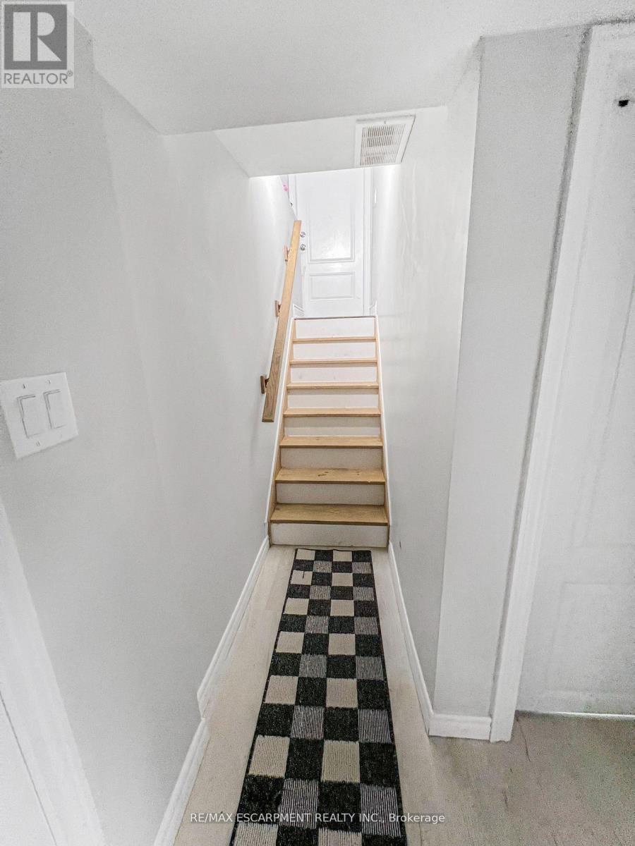 2 - 487 Aztec Drive, Oshawa, Ontario  L1J 7S7 - Photo 14 - E13011580