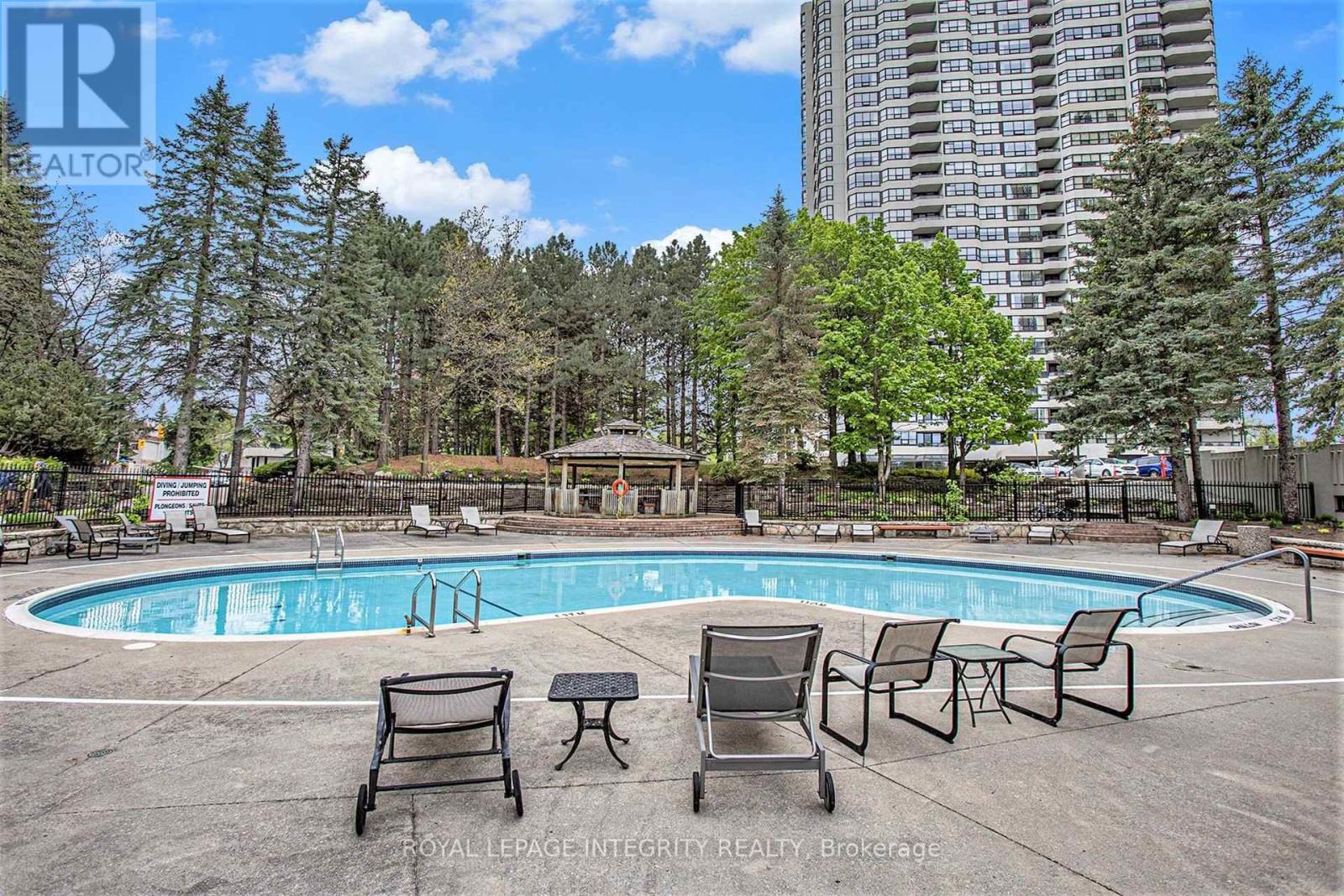 1905 - 1510 Riverside Drive, Ottawa, Ontario  K1G 4X5 - Photo 30 - X13011672