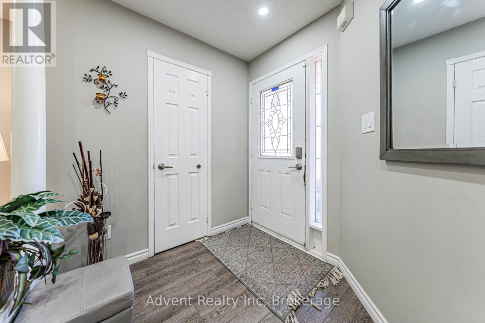 16 Hibbard Drive, Ajax, Ontario  L1Z 1J7 - Photo 5 - E12971194