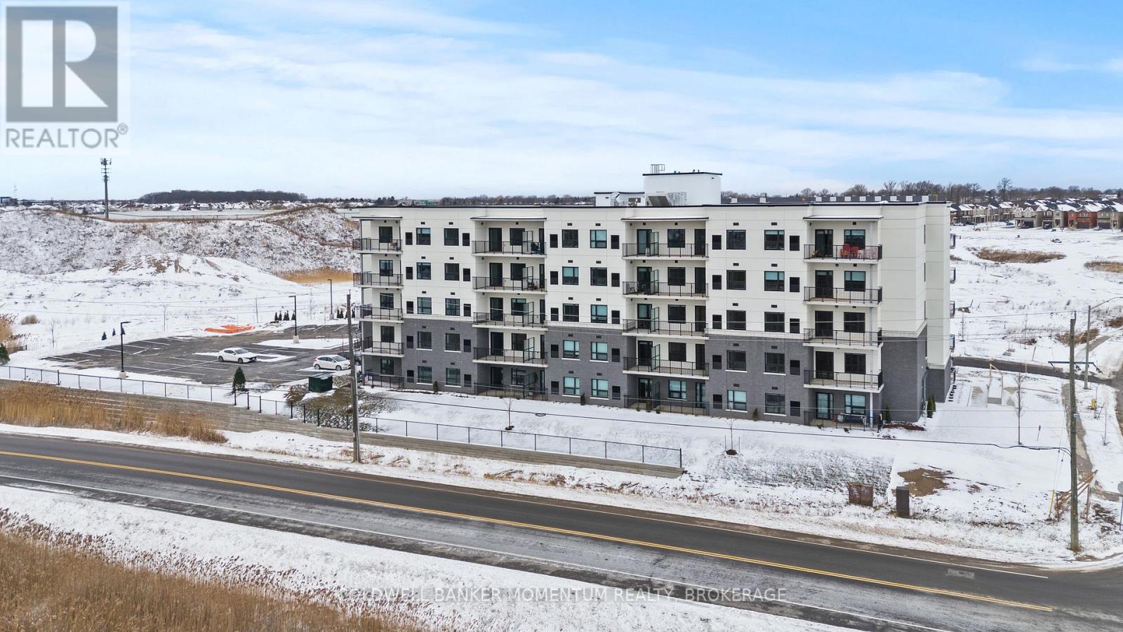 311 - 5 Baker Street, Thorold, Ontario  L2V 0J5 - Photo 1 - X13011484