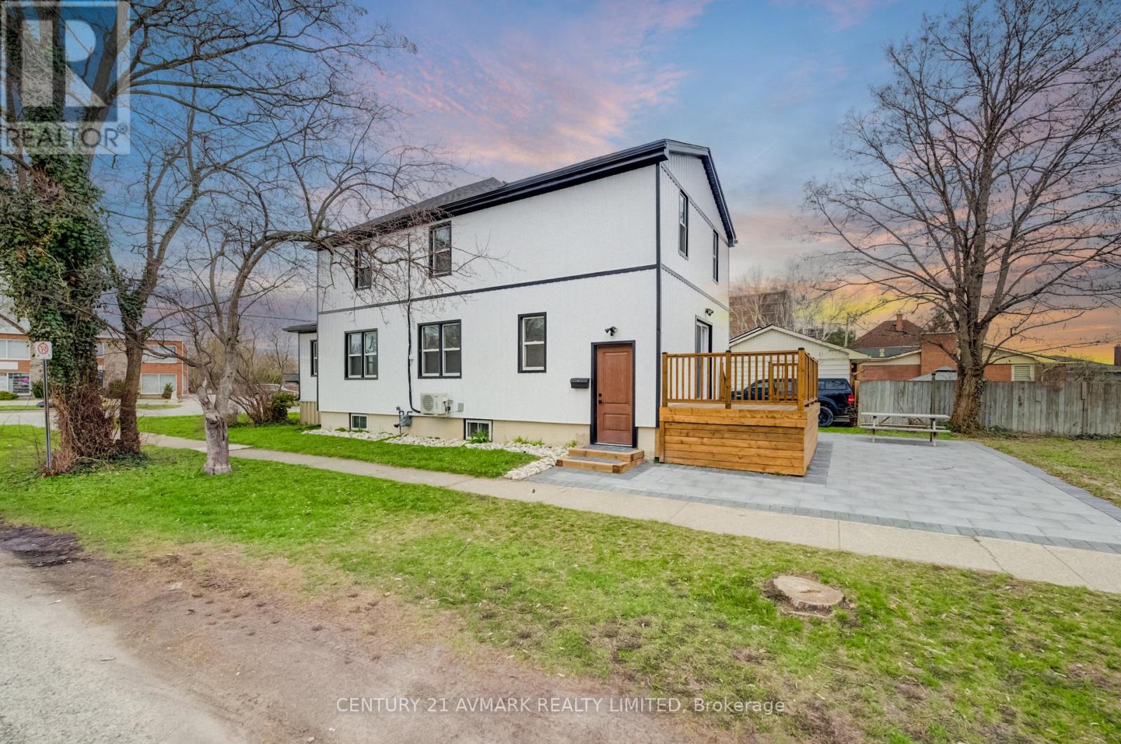 336 Geneva Street, St. Catharines, Ontario  L2N 2G7 - Photo 4 - X13011496