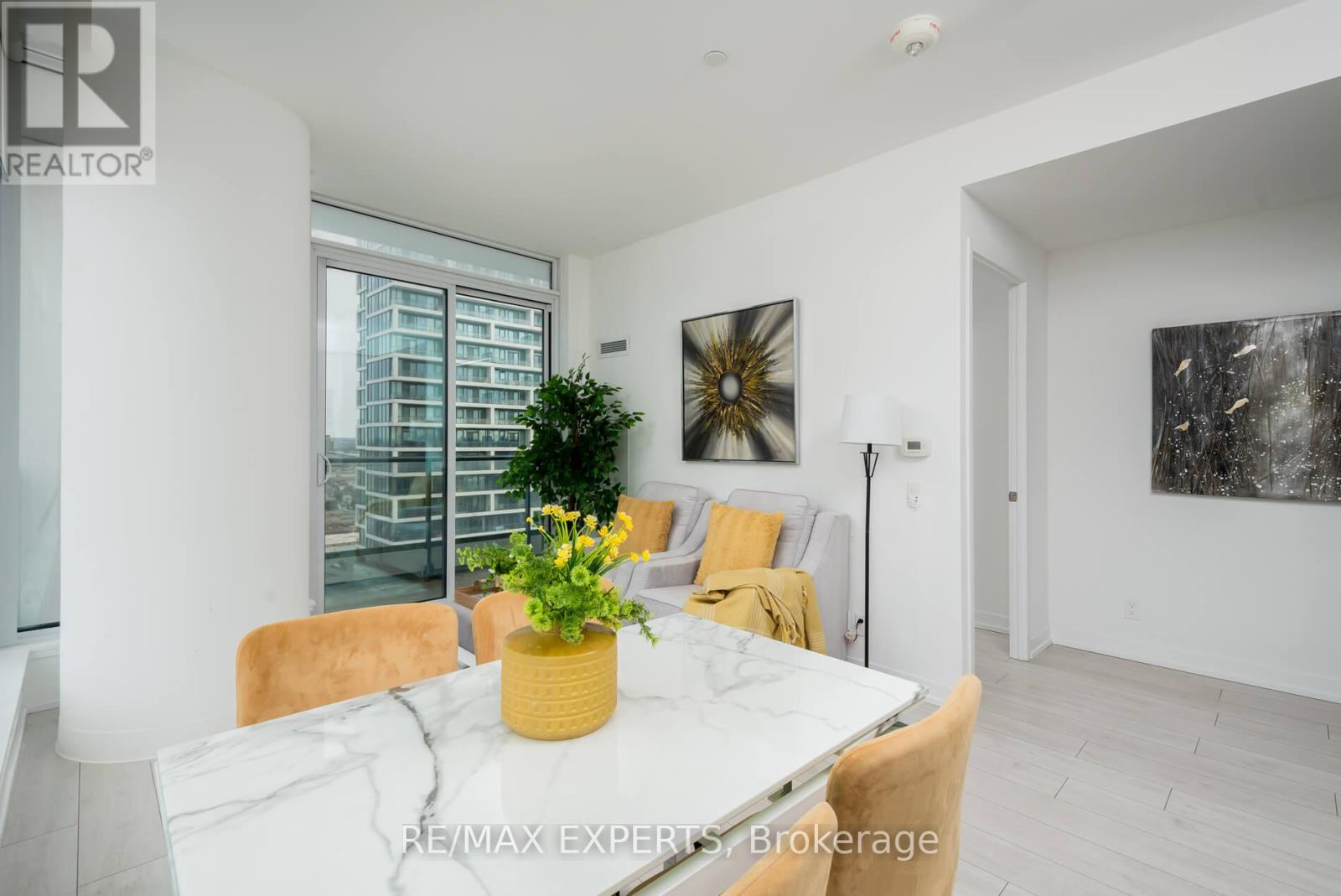 2910 - 5 Buttermill Avenue, Vaughan, Ontario  L4K 0J5 - Photo 12 - N13011476