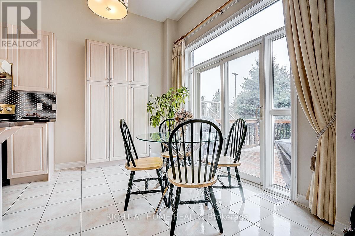 47 Toporowski Avenue, Richmond Hill, Ontario  L4S 2G9 - Photo 14 - N13011480