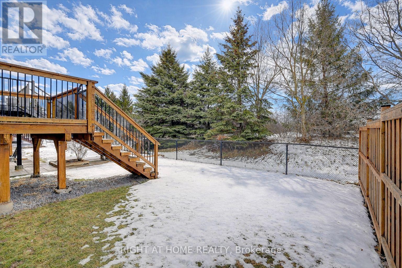 47 Toporowski Avenue, Richmond Hill, Ontario  L4S 2G9 - Photo 3 - N13011480