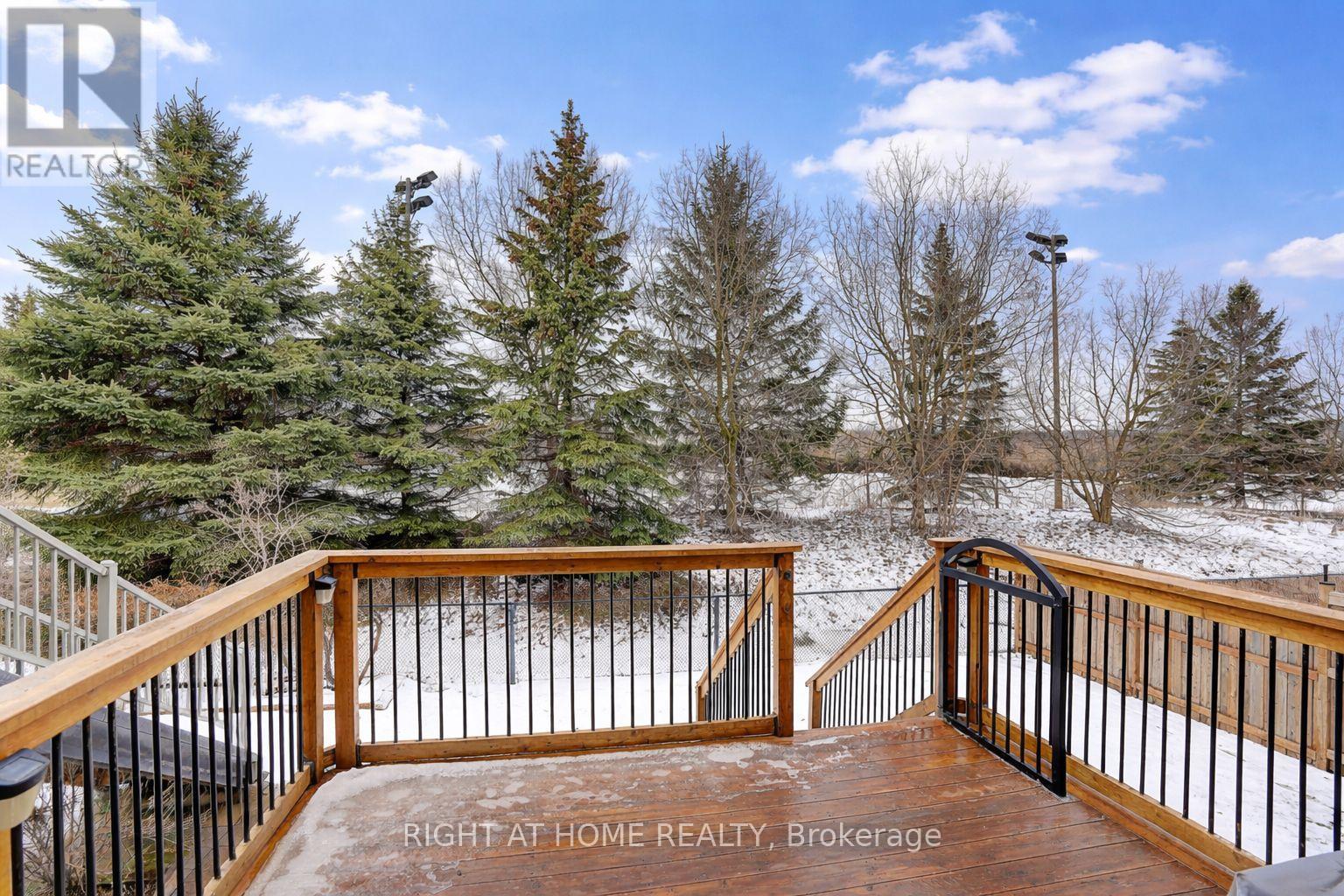 47 Toporowski Avenue, Richmond Hill, Ontario  L4S 2G9 - Photo 4 - N13011480