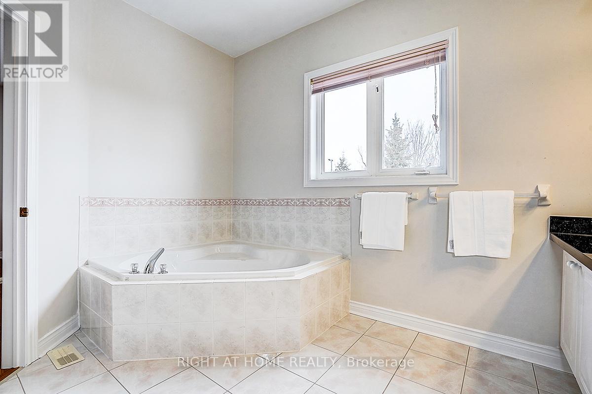 47 Toporowski Avenue, Richmond Hill, Ontario  L4S 2G9 - Photo 43 - N13011480