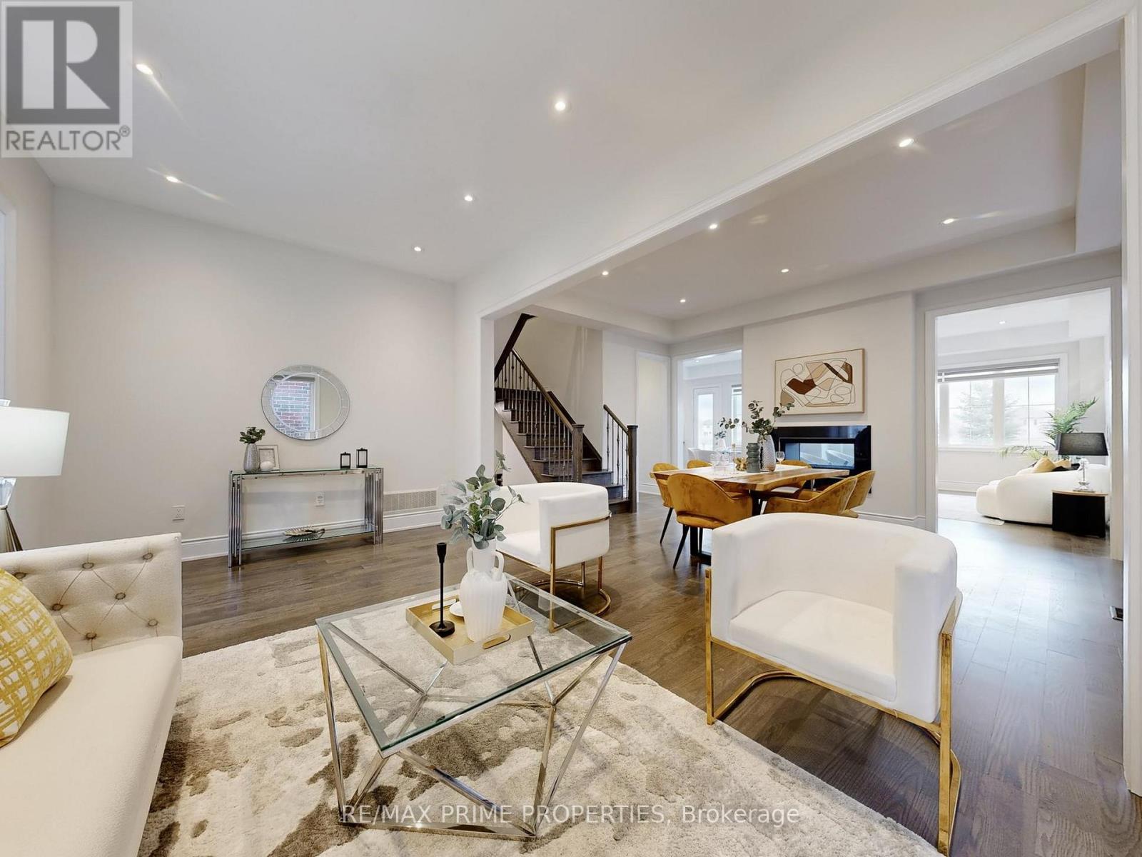 46 Scrivener Drive, Aurora, Ontario  L4G 0Y8 - Photo 6 - N13011494