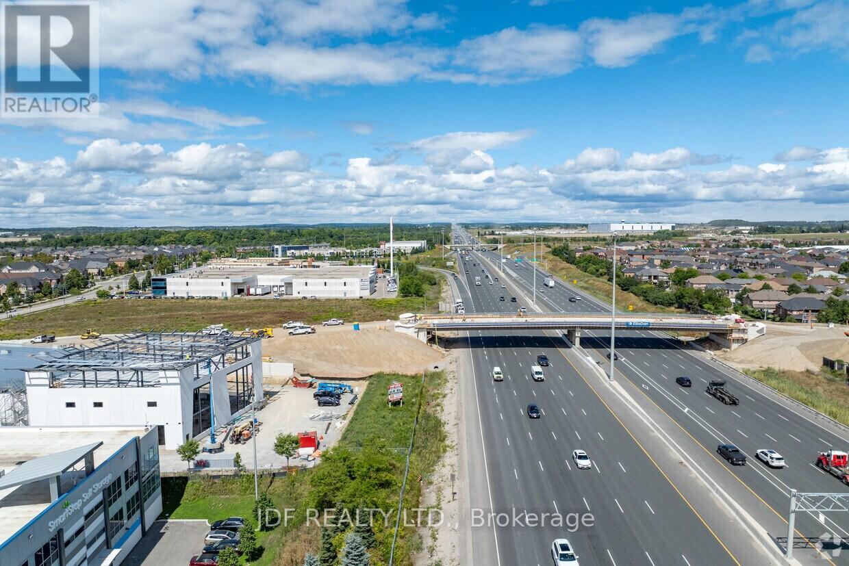 3 - 435 Cityview Boulevard, Vaughan, Ontario  L4H 3M3 - Photo 4 - N13011506