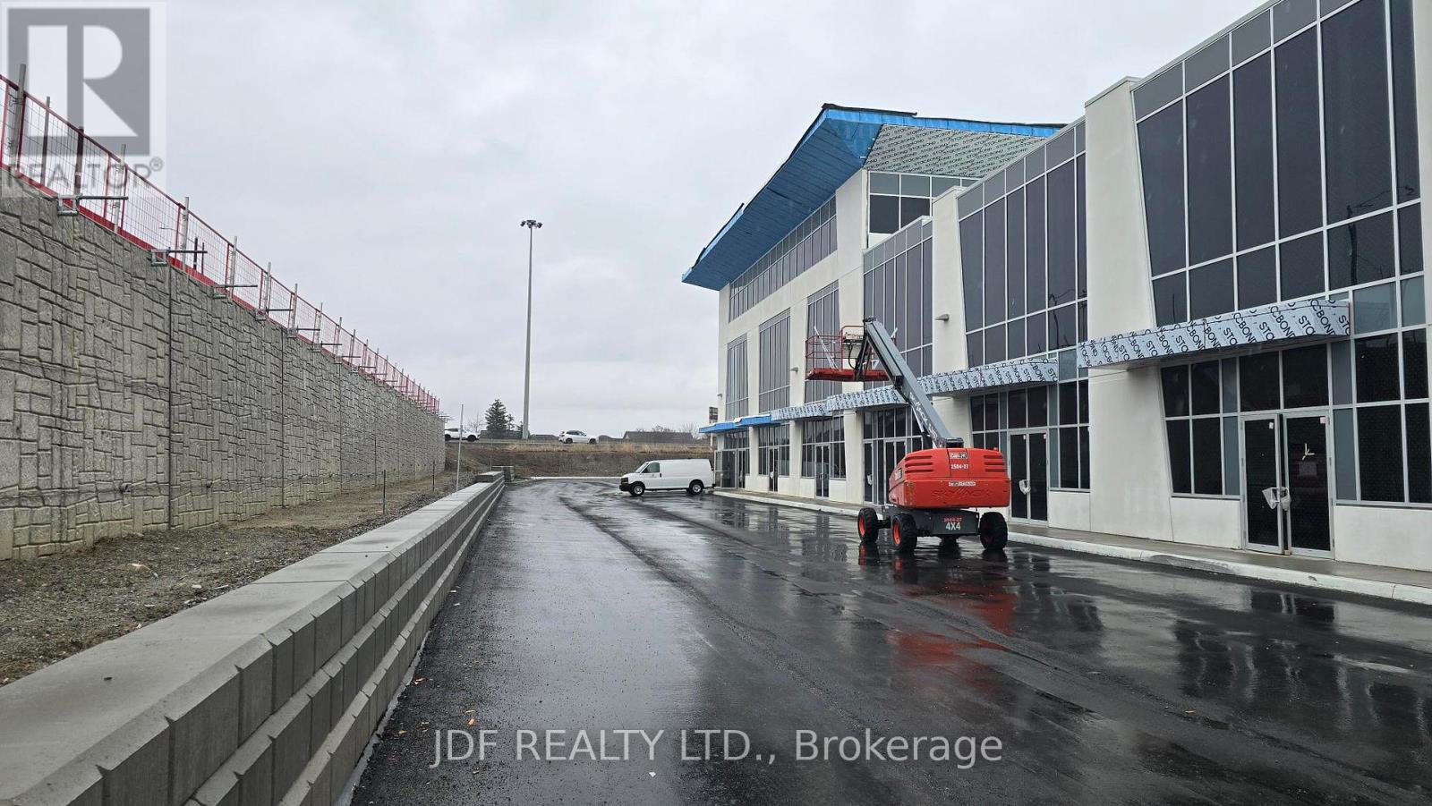 2nd Floor 201 & 205 - 435 Cityview Boulevard, Vaughan, Ontario  L4H 3M3 - Photo 7 - N13011562