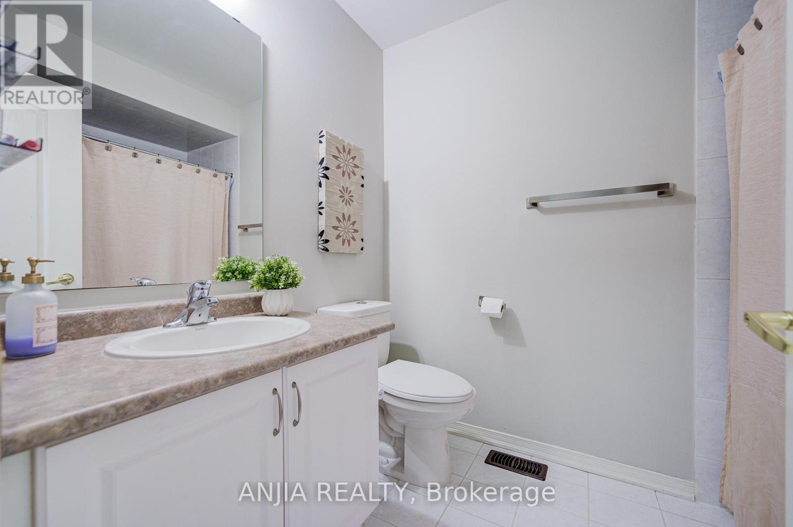 29 Butterwood Lane, Whitchurch-Stouffville, Ontario  L4A 0M7 - Photo 33 - N13011576