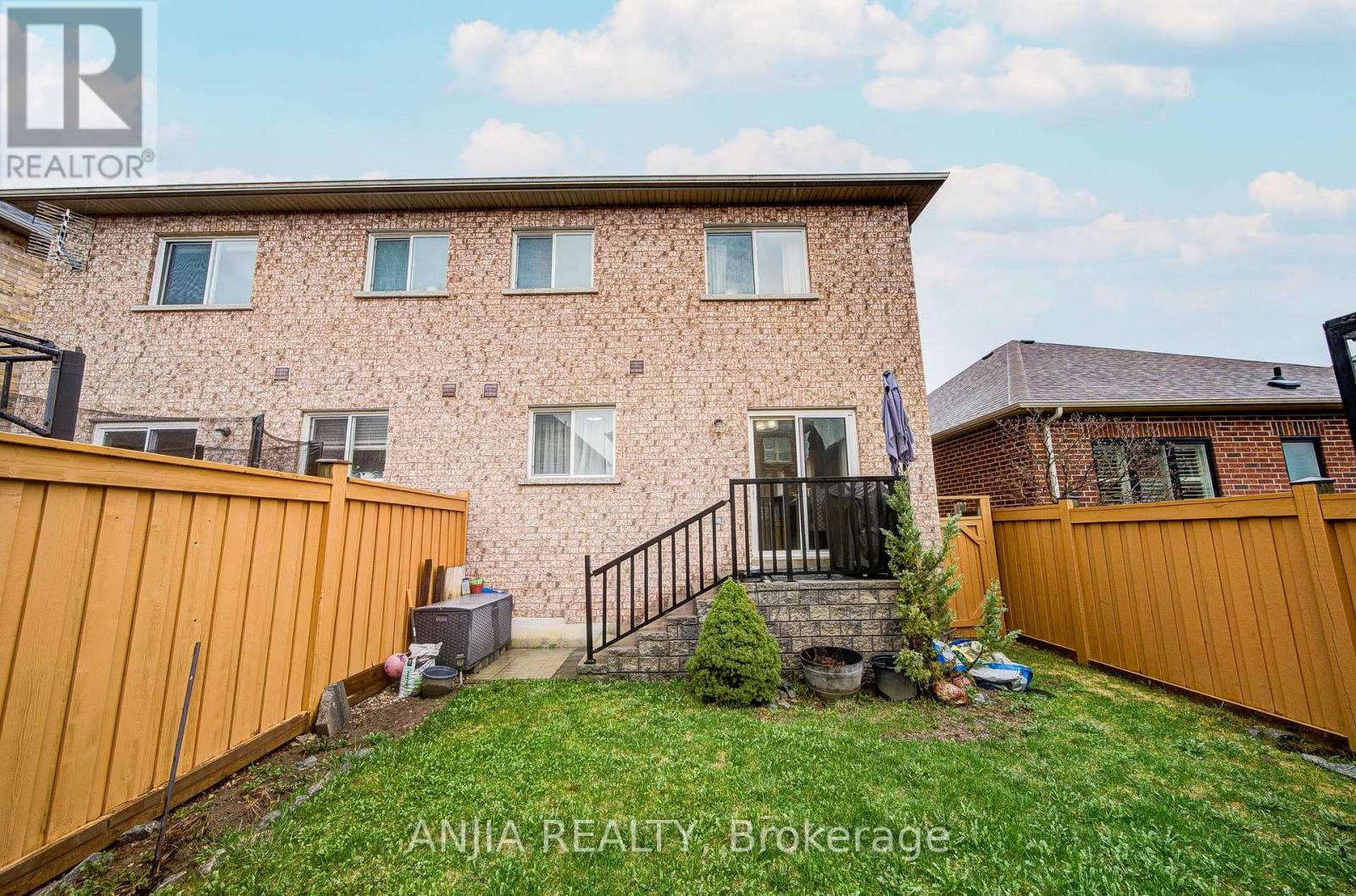 29 Butterwood Lane, Whitchurch-Stouffville, Ontario  L4A 0M7 - Photo 47 - N13011576