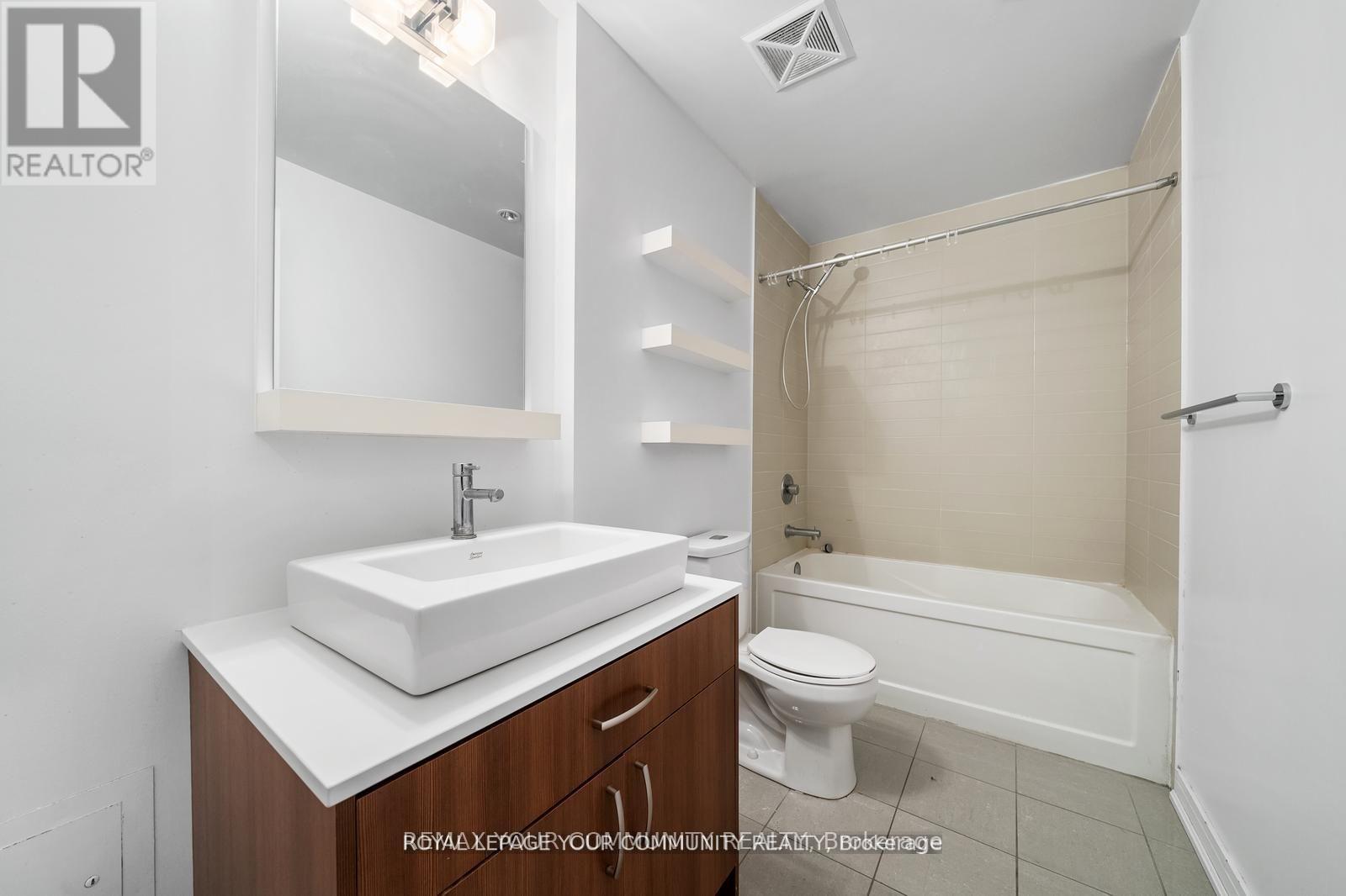 1613 - 9201 Yonge Street, Richmond Hill, Ontario  L4C 1H9 - Photo 16 - N13011628