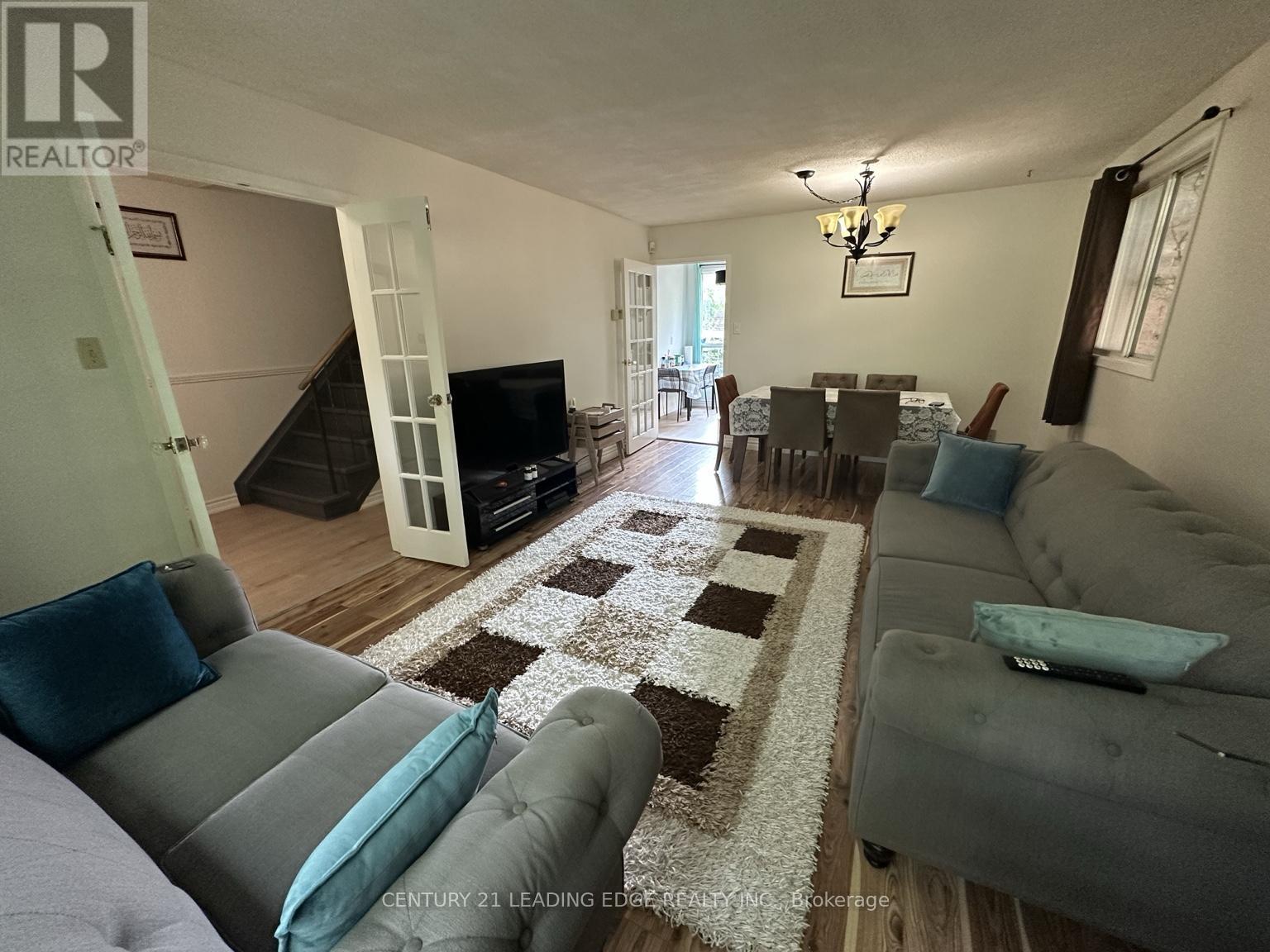 257 London Road, Newmarket, Ontario  L3Y 6L3 - Photo 5 - N13011650