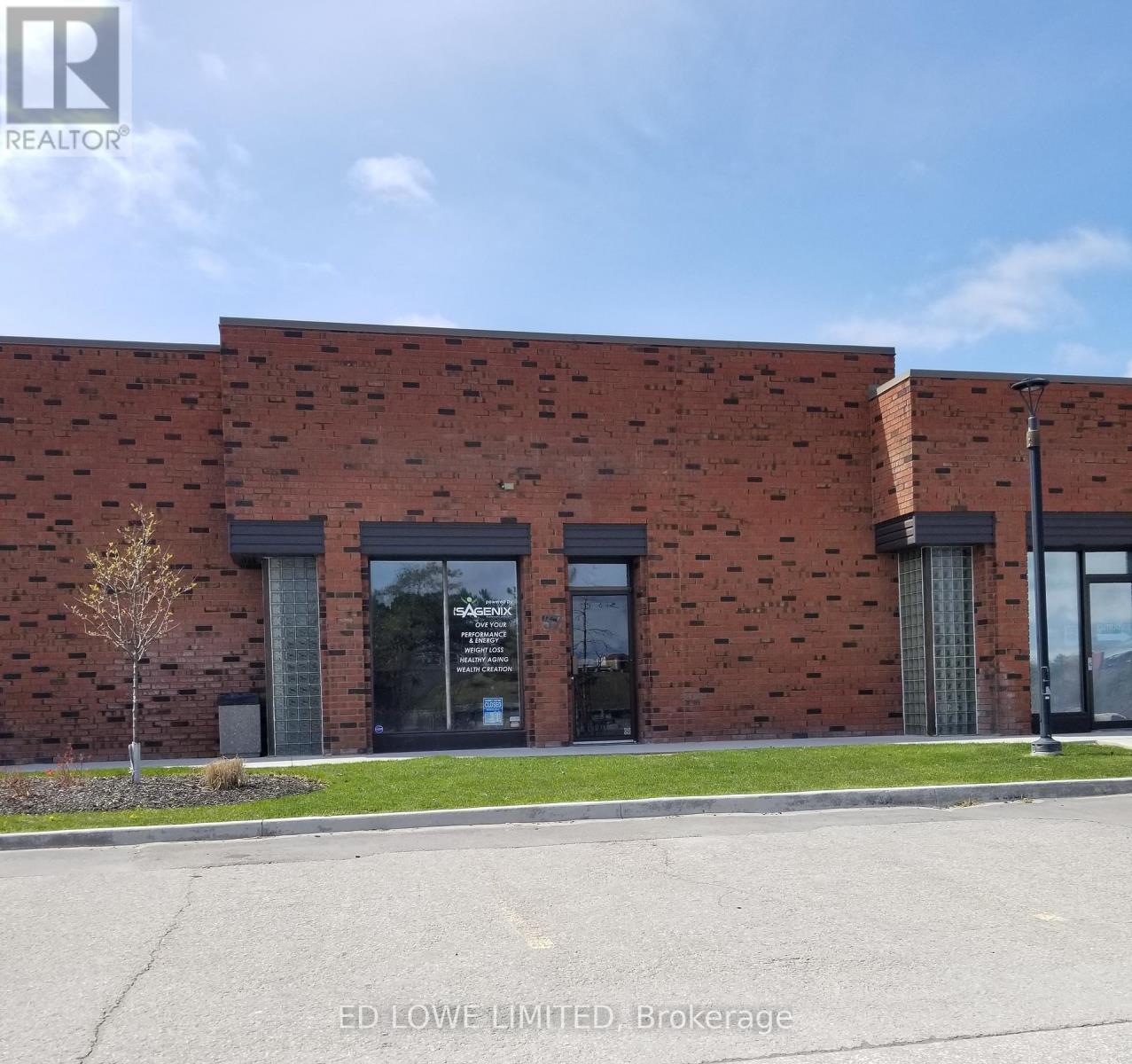 37 - 35 Cedar Pointe Drive, Barrie, Ontario  L4N 5R7 - Photo 1 - S13011588