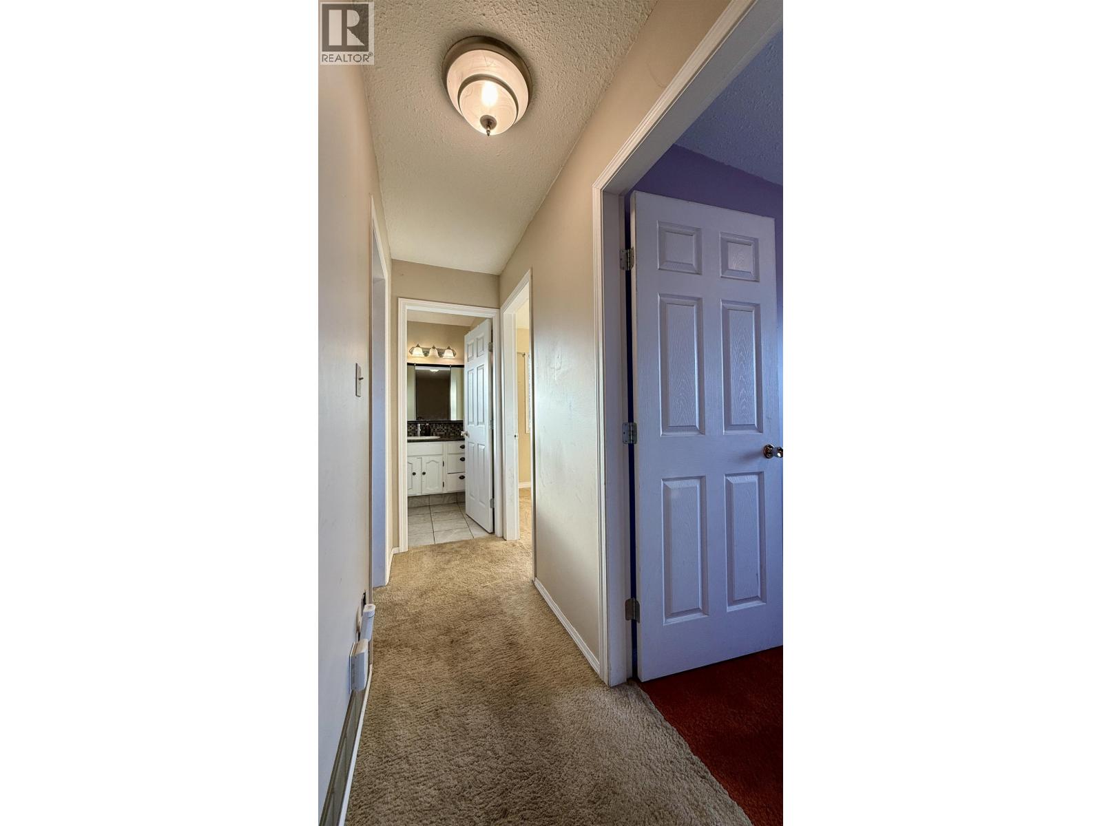 808 Marks Drive, 100 Mile House, British Columbia  V0K 2E0 - Photo 19 - R3080306