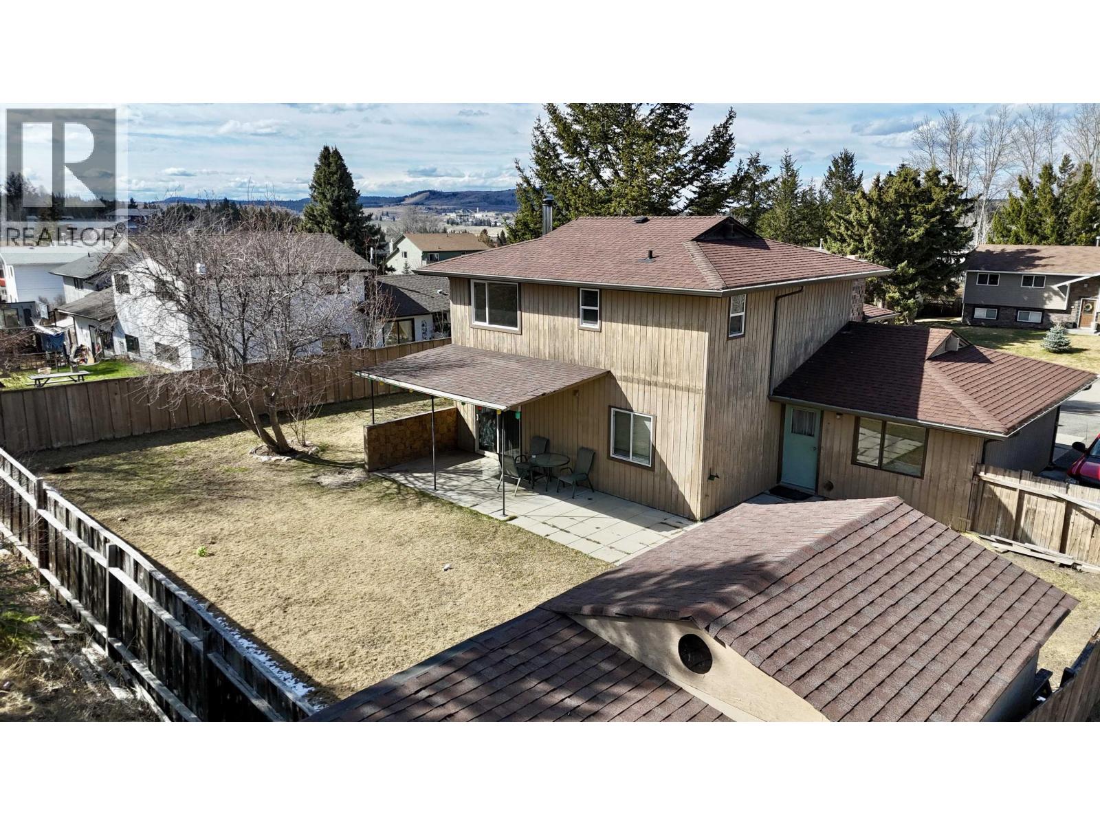 808 Marks Drive, 100 Mile House, British Columbia  V0K 2E0 - Photo 23 - R3080306