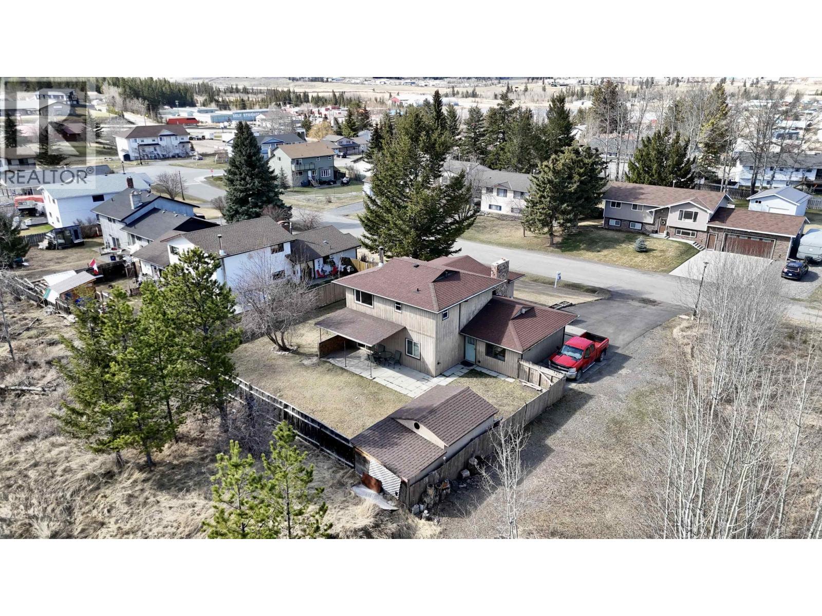 808 Marks Drive, 100 Mile House, British Columbia  V0K 2E0 - Photo 24 - R3080306