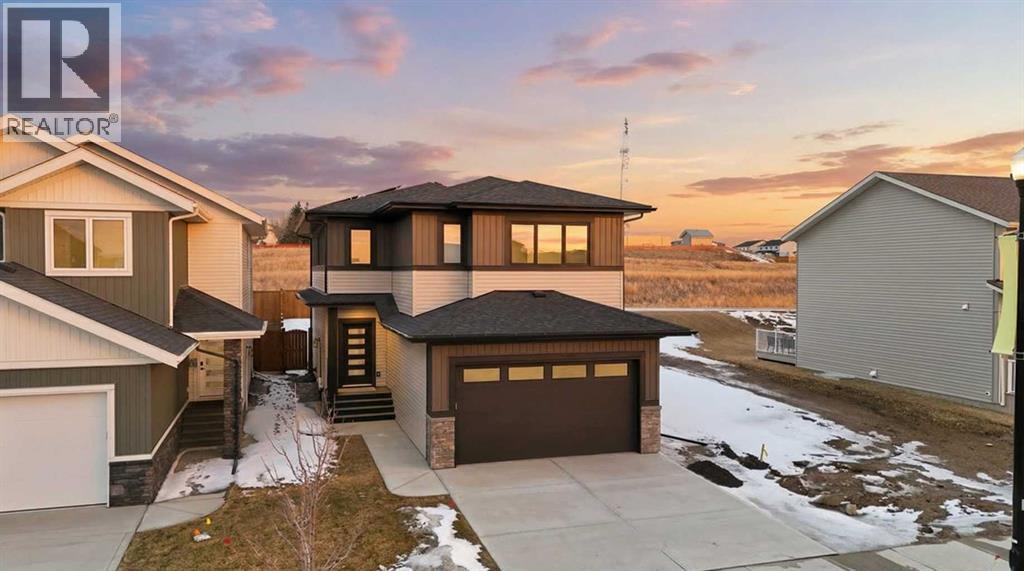 115 Crestview Boulevard, Sylvan Lake, Alberta