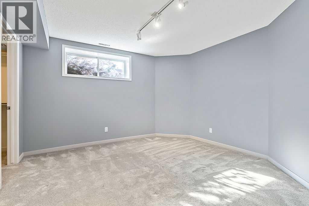 303 Schubert Place Nw, Calgary, Alberta  T3L 1X2 - Photo 38 - A2292689