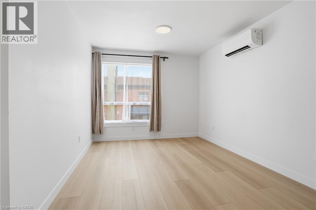 1110 Cannon Street E Unit# A, Hamilton, Ontario  L8L 2J6 - Photo 8 - 40821568